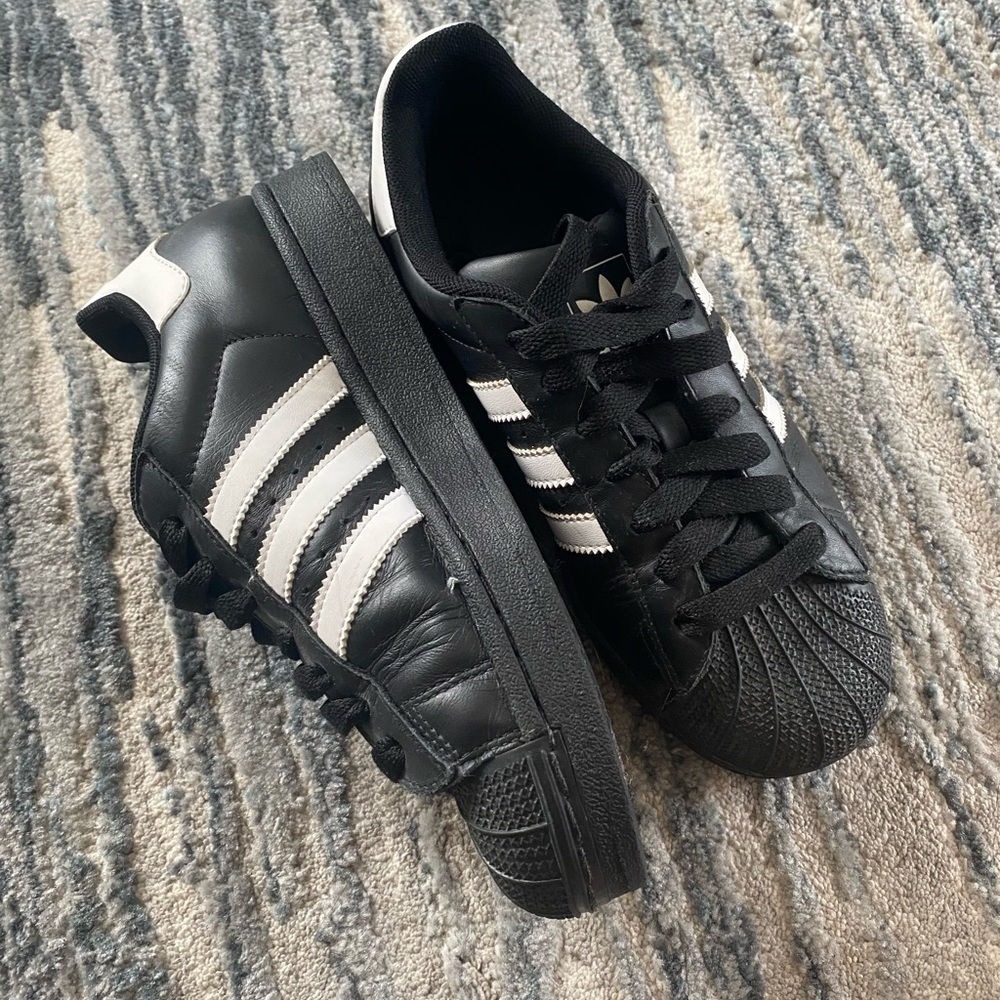 ADIDAS Superstar Core Black / Cloud White